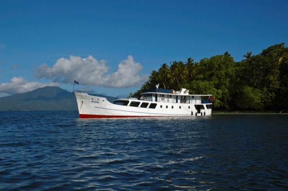 Dive Safaris and Scuba Cruises M/V Bilikiki