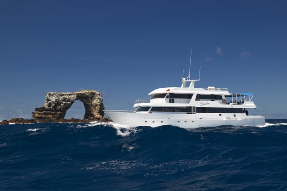 Dive Safaris and Scuba Cruises Galapagos Master