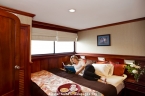 MV Galapagos Sky 23402423_galapagos_sky_master_suite_bed_1_640 Liveaboards 23402423_galapagos_sky_master_suite_bed_1_640.jpg