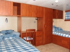MV Royal Evolution 41374414_evolutionunterdeck Liveaboards 41374414_evolutionunterdeck.jpg