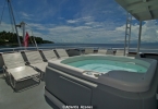 Liveaboards 80169739_atlantissundeck640.jpg