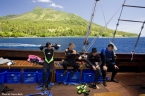 Dewi Nusantara 81781031_pdancertauchvorbereitungenhigh640 Liveaboards 81781031_pdancertauchvorbereitungenhigh640.jpg